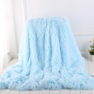 Plyšová super měkká deka na pohovku