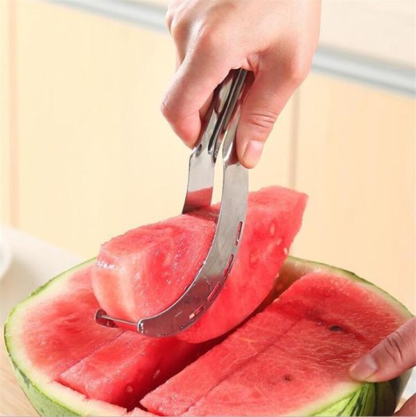 Praktický kráječ na meloun