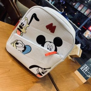 Stylový batůžek Mickey - Kolekce 2020
