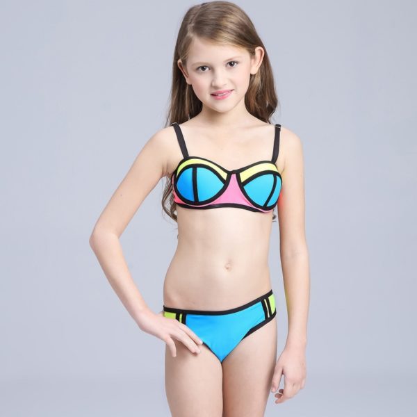 Dívčí dvoudílné pestrobarevné plavky - Rose, 40