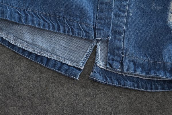 Dámská džínová středně dlouhá košile s děrováním - Sky-blue, 9xl