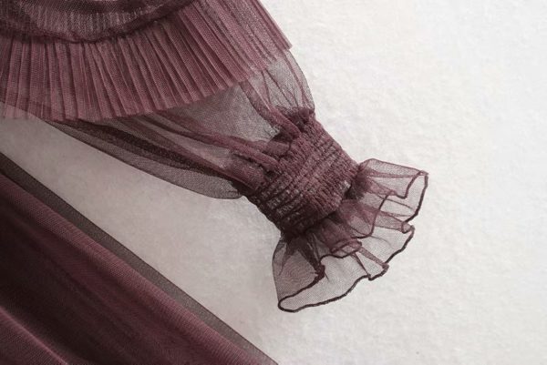 Roztomilé originální šaty ze síťoviny s dlouhým rukávem - Vinova, L