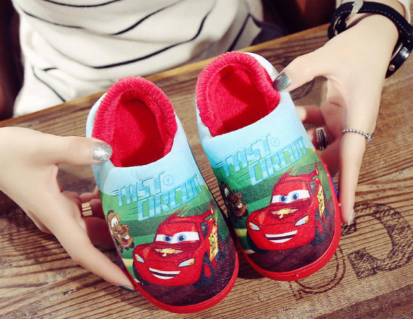 Dětské hřejivé pantofle Disney - D, 30-31