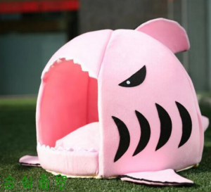 Pelíšek ve tvaru žraloka ve třech barvách - Pink, Xs