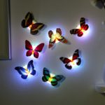 Nalepovací LED noční světlo - Motýlek