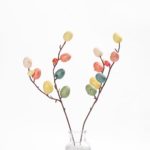 Velikonoční dekorační větev s umělými barevnými vajíčky - 8