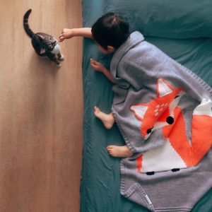 Dětská pletená deka s liškou