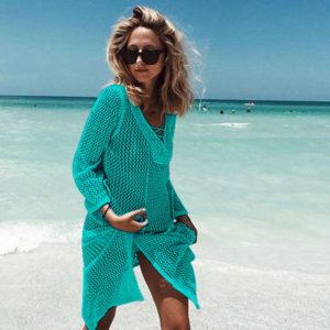 Letní dámské háčkované šaty na pláž