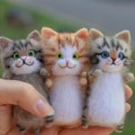 Roztomilé zajímavé ručně vyráběné plstěné kočičky + dárek - 11