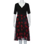 Dámské plus size šaty s červenými květy Clorinda - Red, 5xl