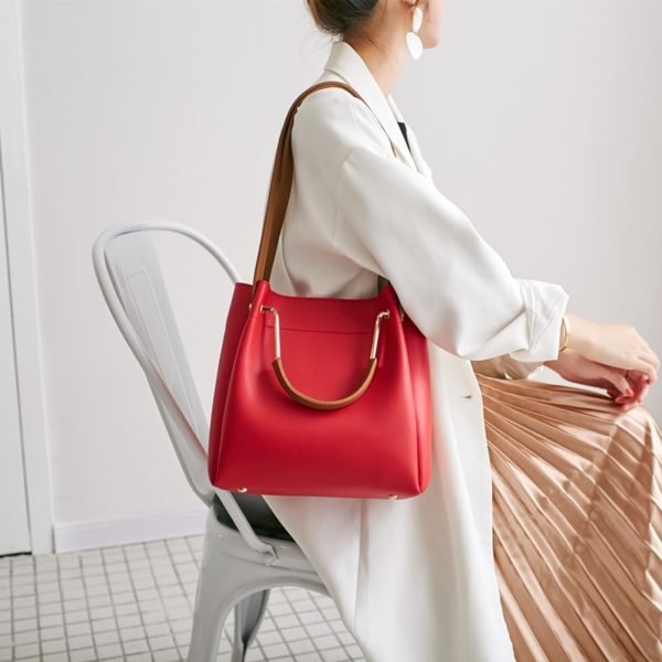Dámská jednoduchá módní velkokapacitní kabelka Zaniyah - Red