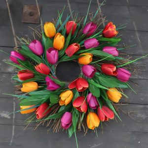 Závěsný tulipánový věnec - domácí dekorace