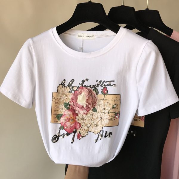 Dámské tričko s krásnou květinovo - korálkovou nášivkou - White, Xxxl