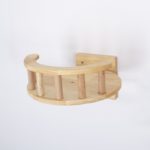 Dřevěná závěsná polička - sedák se zábradlím pro kočky - Wood color, 30cm